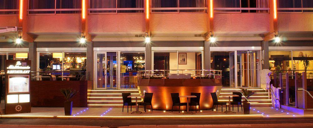 Logis Hotel & Restaurant Mediterranee Port-la-Nouvelle Eksteriør billede