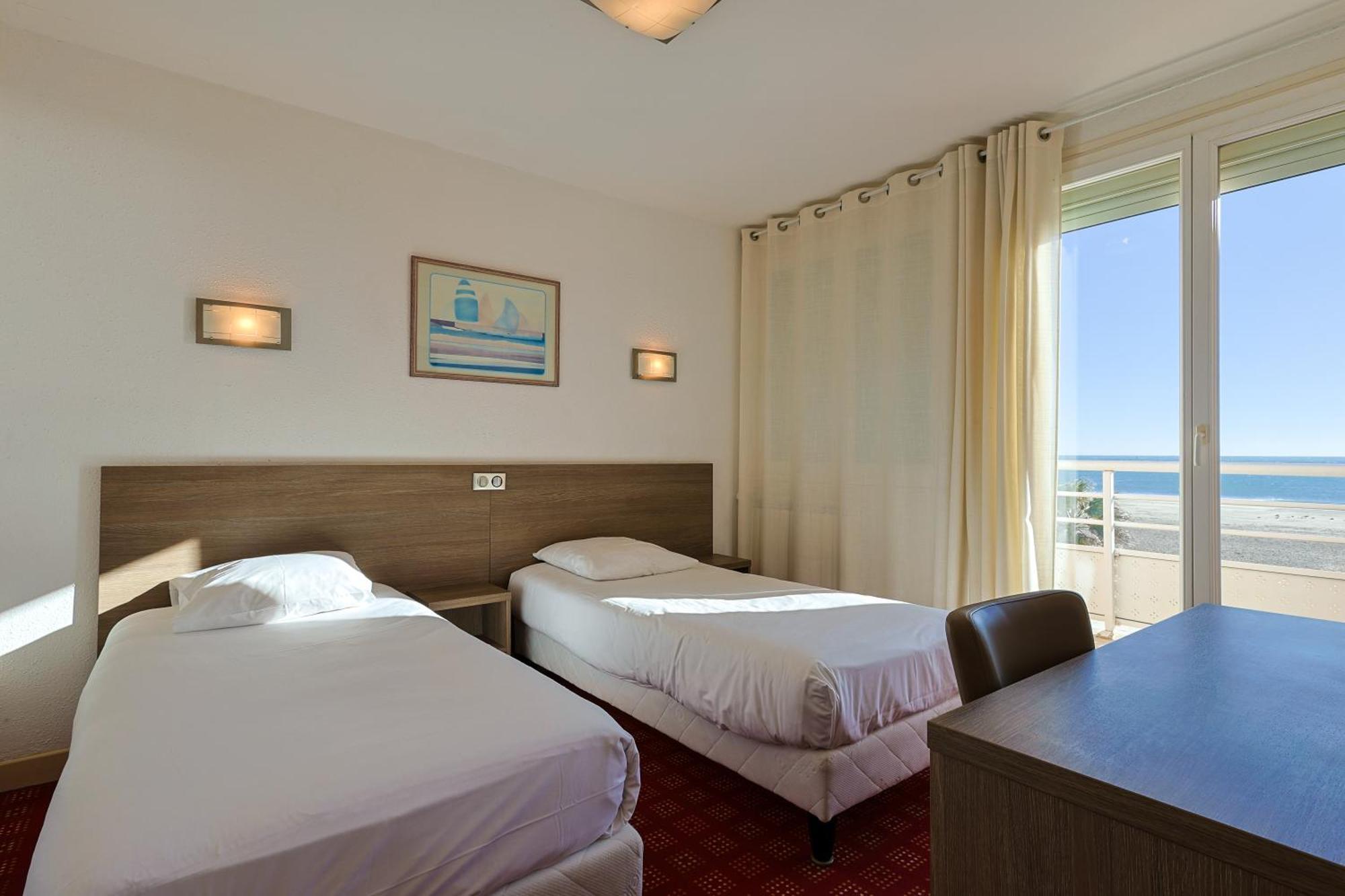 Logis Hotel & Restaurant Mediterranee Port-la-Nouvelle Eksteriør billede